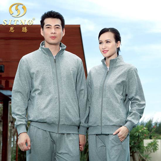 益达运动服套装 益达运动服套装