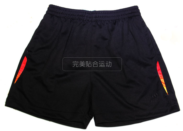 益达夏天运动裤子
